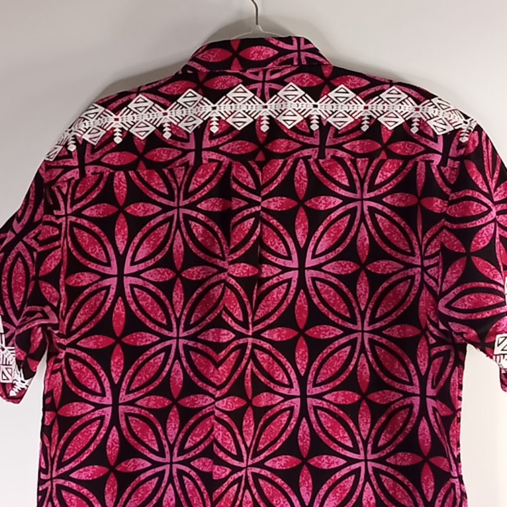 Tanoa Hawaiian Casual Button Up Shirt Men's Size L - Picture 15 of 16